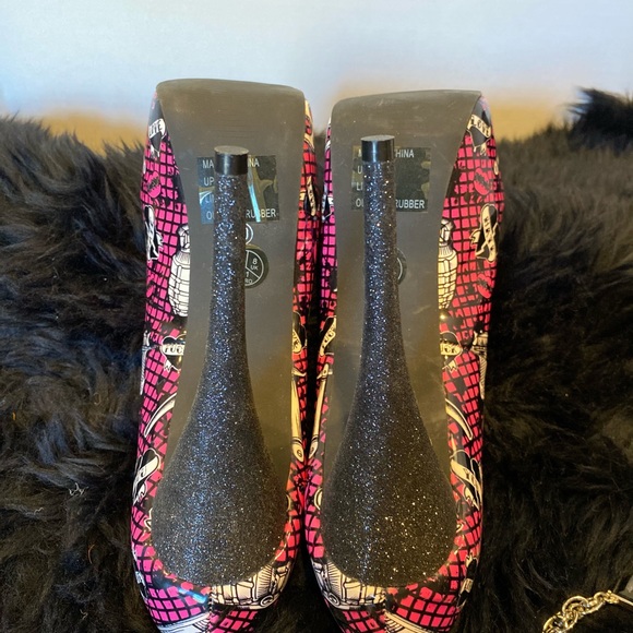 NWOT TOO FAST SHOW BOW HEEL - Picture 11 of 11